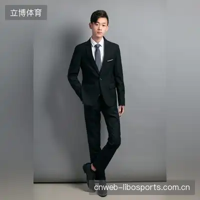 牧尘